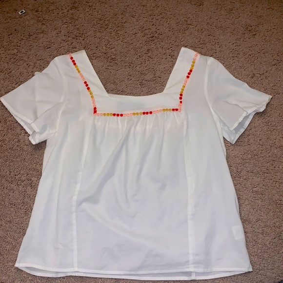 White blouse with Pom Pom fringe - Picture 1 of 2